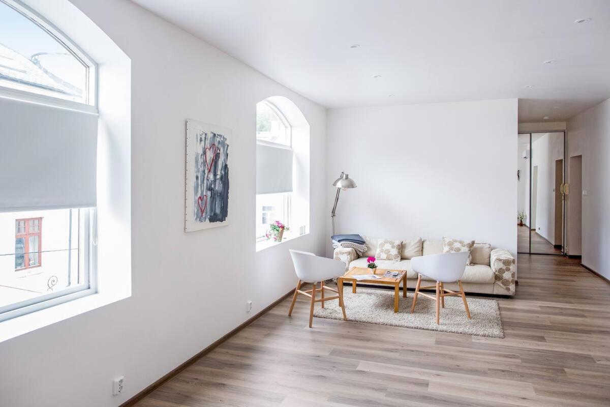 Free Parking Space, 2 Bed Room, Short Walk To Brosundet Олесун Екстериор снимка